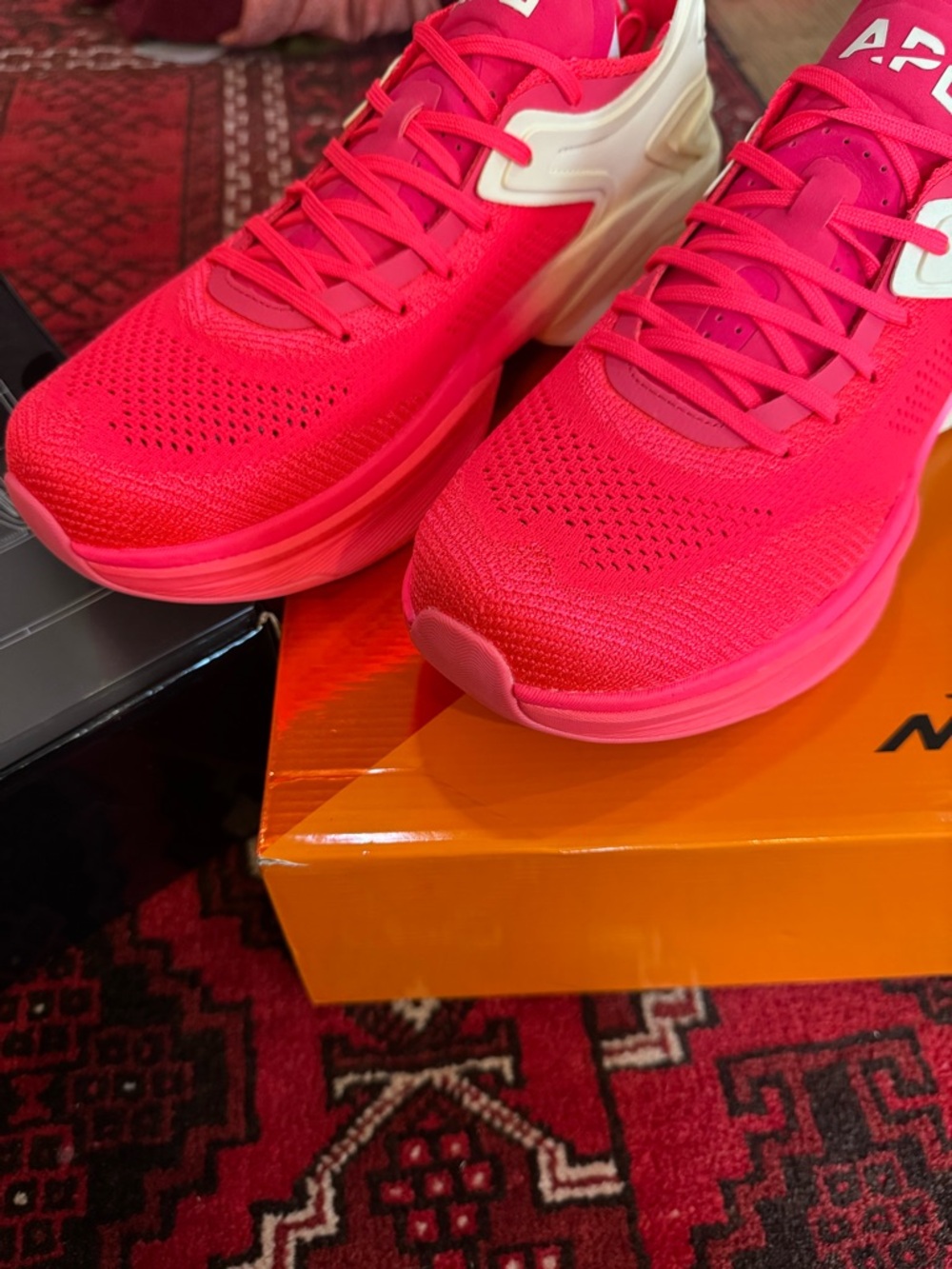 APL McLaren HySpeed Sneakers 10.5 M NIB NEW - Picture 8 of 8